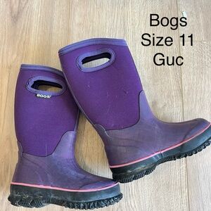 Girls Bogs Shoes size 11